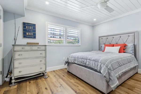 $3,499 | 200 East Royal Palm Road, Boca Raton, FL 33432