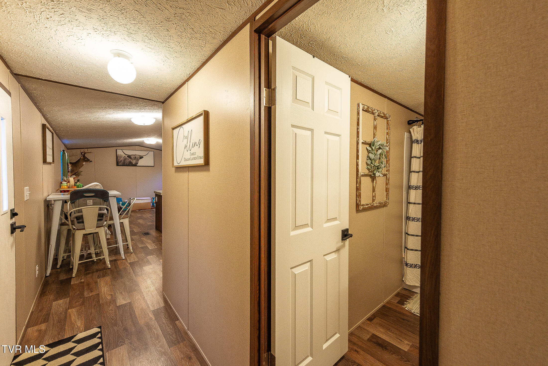 2939 Yuma Road Gate City, VA 24251 - Photo 12 of 32 Hallway