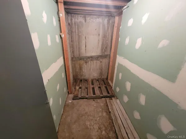 $1,800 | 9 Charles Lane, Unit 2C, Pomona, NY 10970