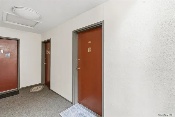 $1,800 | 9 Charles Lane, Unit 2C, Pomona, NY 10970