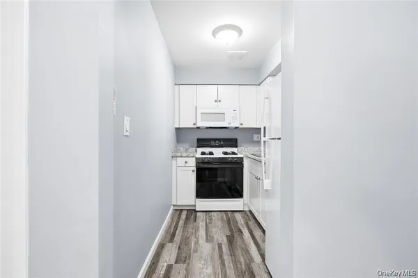 $1,800 | 9 Charles Lane, Unit 2C, Pomona, NY 10970