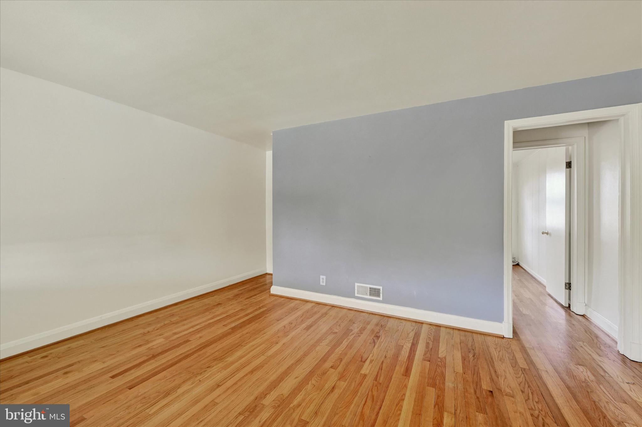 1939 Searles Road Dundalk, MD 21222 - Photo 5 of 23 Bedroom