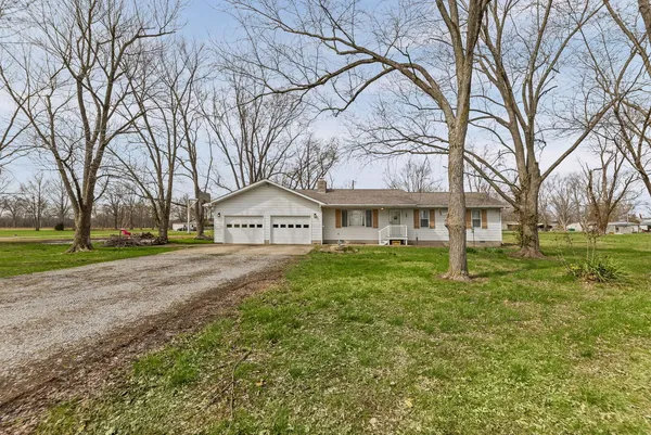 $194,000 | 2107 Cedar Avenue, Salem, IL 62881