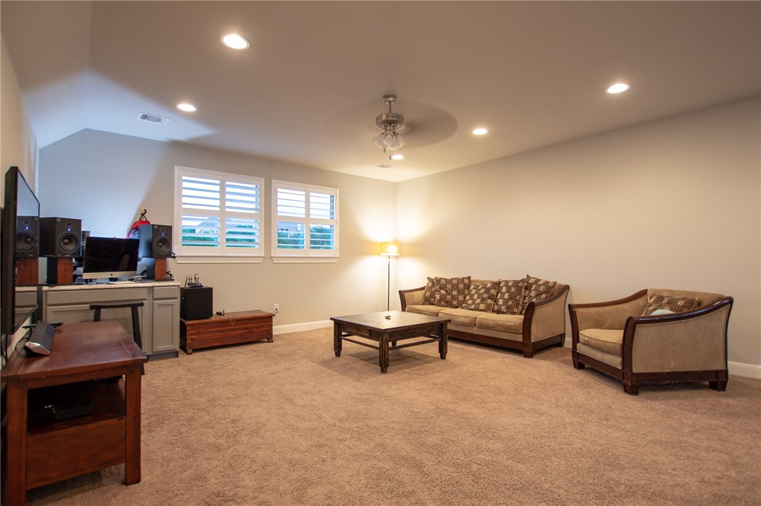 22521 Rock Wren Road Spicewood, TX 78669 - Photo 25 of 38