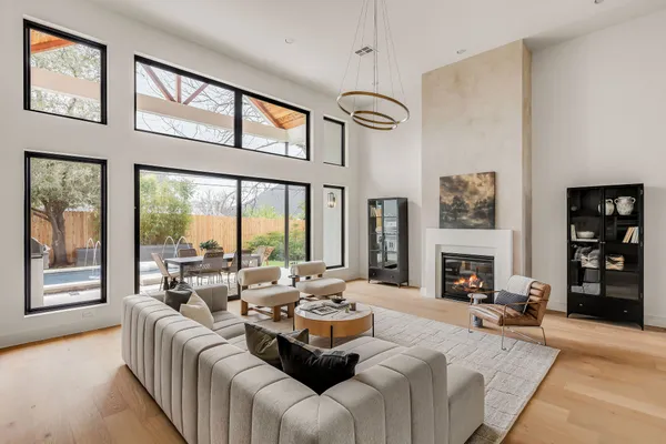 $2,099,990 | 2607 Richcreek Road, Austin, TX 78757