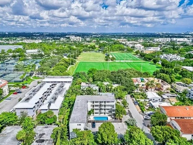 a view of a city with a area