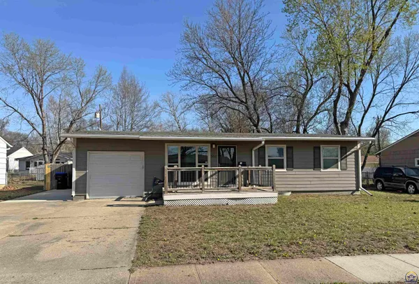 $209,900 | 5212 Southwest 28th Street, Topeka, KS 66614