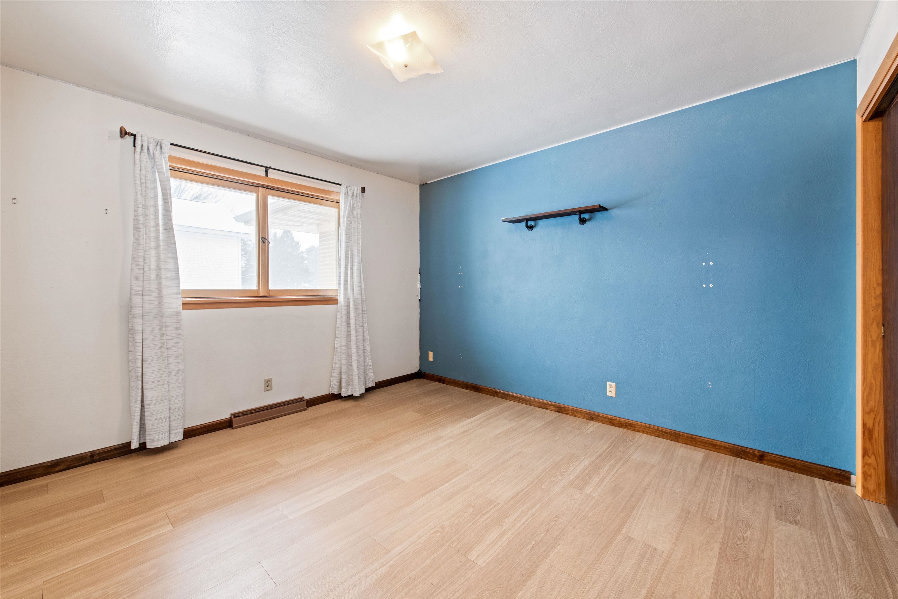 401 Mccagg Street Peshtigo, WI 54157 - Photo 13 of 26