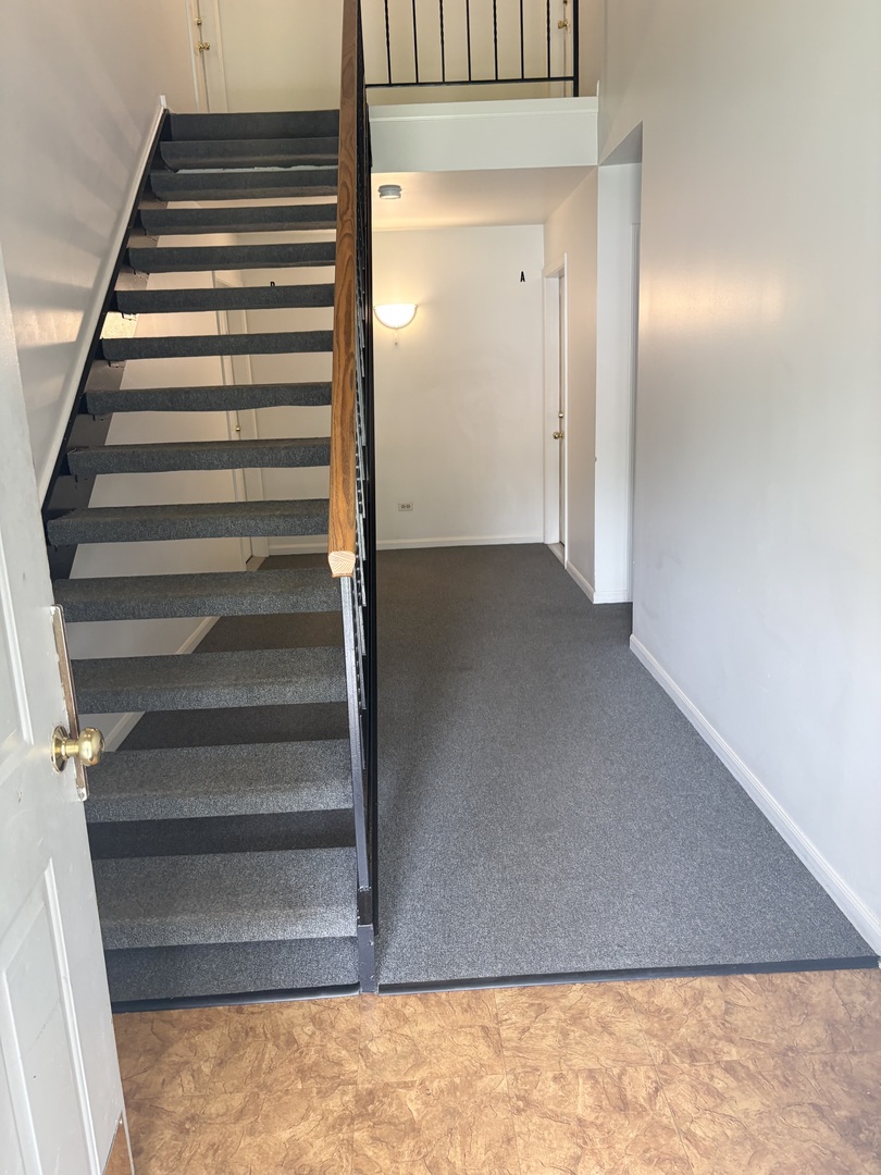 227 Brett Circle, Unit D Wauconda, IL 60084 - Photo 3 of 27