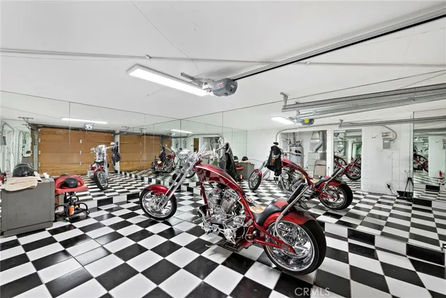 $10,995,000 | 31877 Circle Drive, Laguna Beach, CA 92651