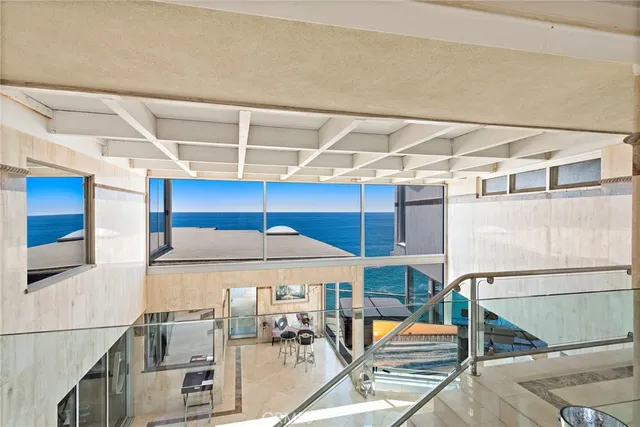 $10,995,000 | 31877 Circle Drive, Laguna Beach, CA 92651