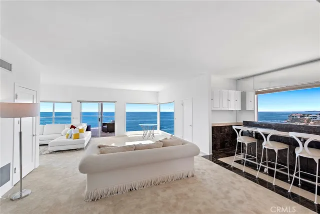 $10,995,000 | 31877 Circle Drive, Laguna Beach, CA 92651