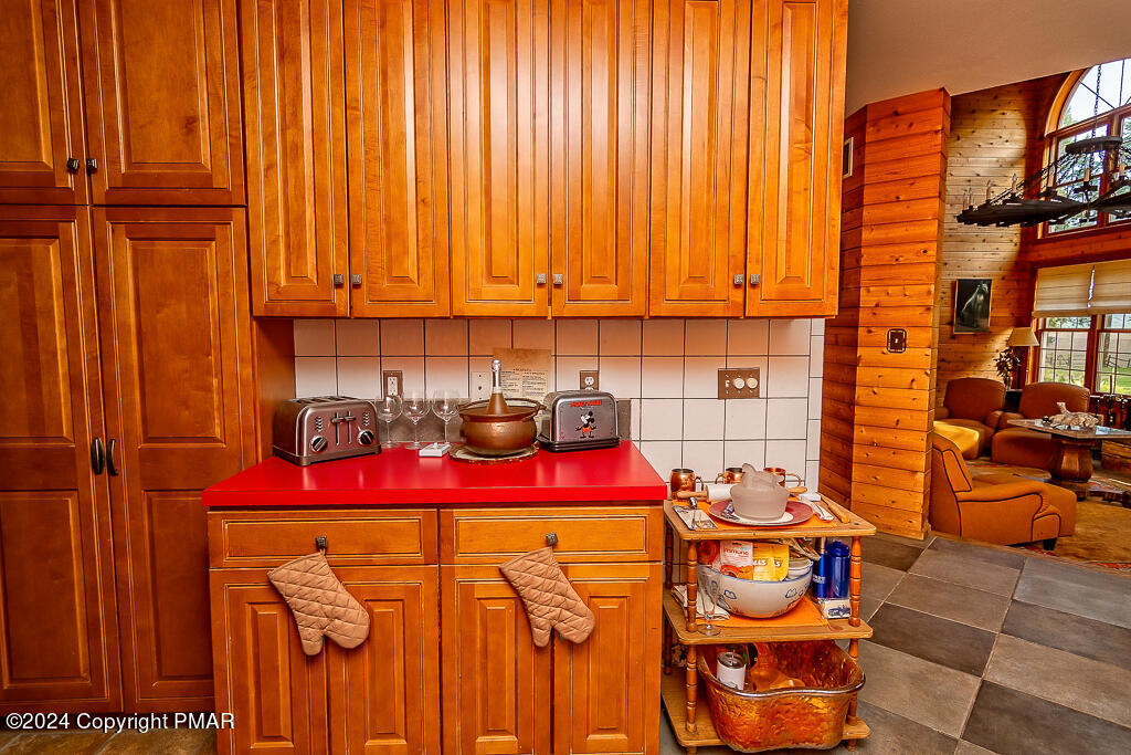 295 Hty Road Kunkletown, PA 18058 - Photo 23 of 70 Kitchen