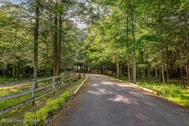 $999,999 | 295 Hty Road, Kunkletown, PA 18058