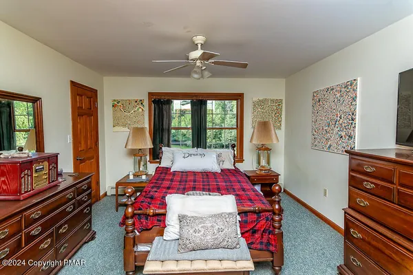 $899,500 | 295 Hty Road, Kunkletown, PA 18058
