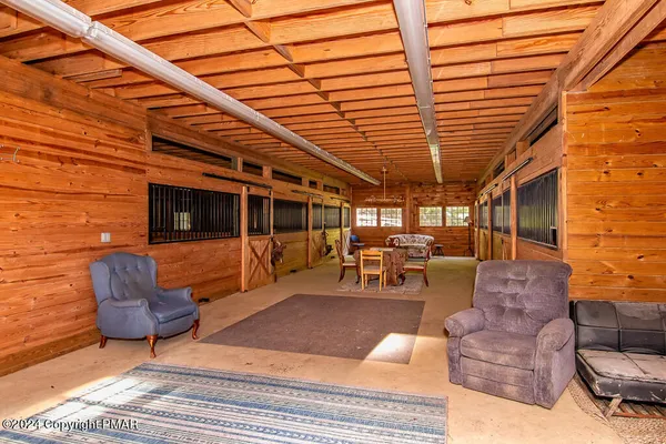 $899,500 | 295 Hty Road, Kunkletown, PA 18058