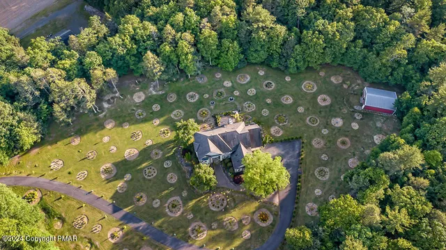 $999,999 | 295 Hty Road, Kunkletown, PA 18058