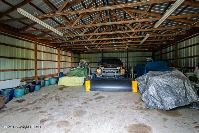 $999,999 | 295 Hty Road, Kunkletown, PA 18058
