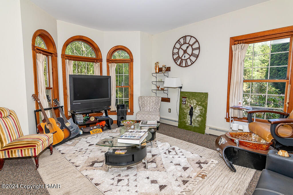 295 Hty Road Kunkletown, PA 18058 - Photo 8 of 70 Den
