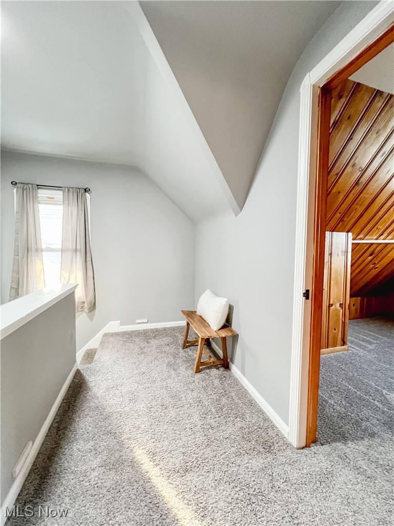 6403 Kenneth Avenue Parma, OH 44129 - Photo 13 of 20 Hallway