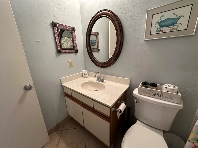 $2,000 | 15425 Fortuna Bay Drive, Unit 207, Corpus Christi, TX 78418