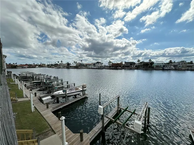 $2,000 | 15425 Fortuna Bay Drive, Unit 207, Corpus Christi, TX 78418