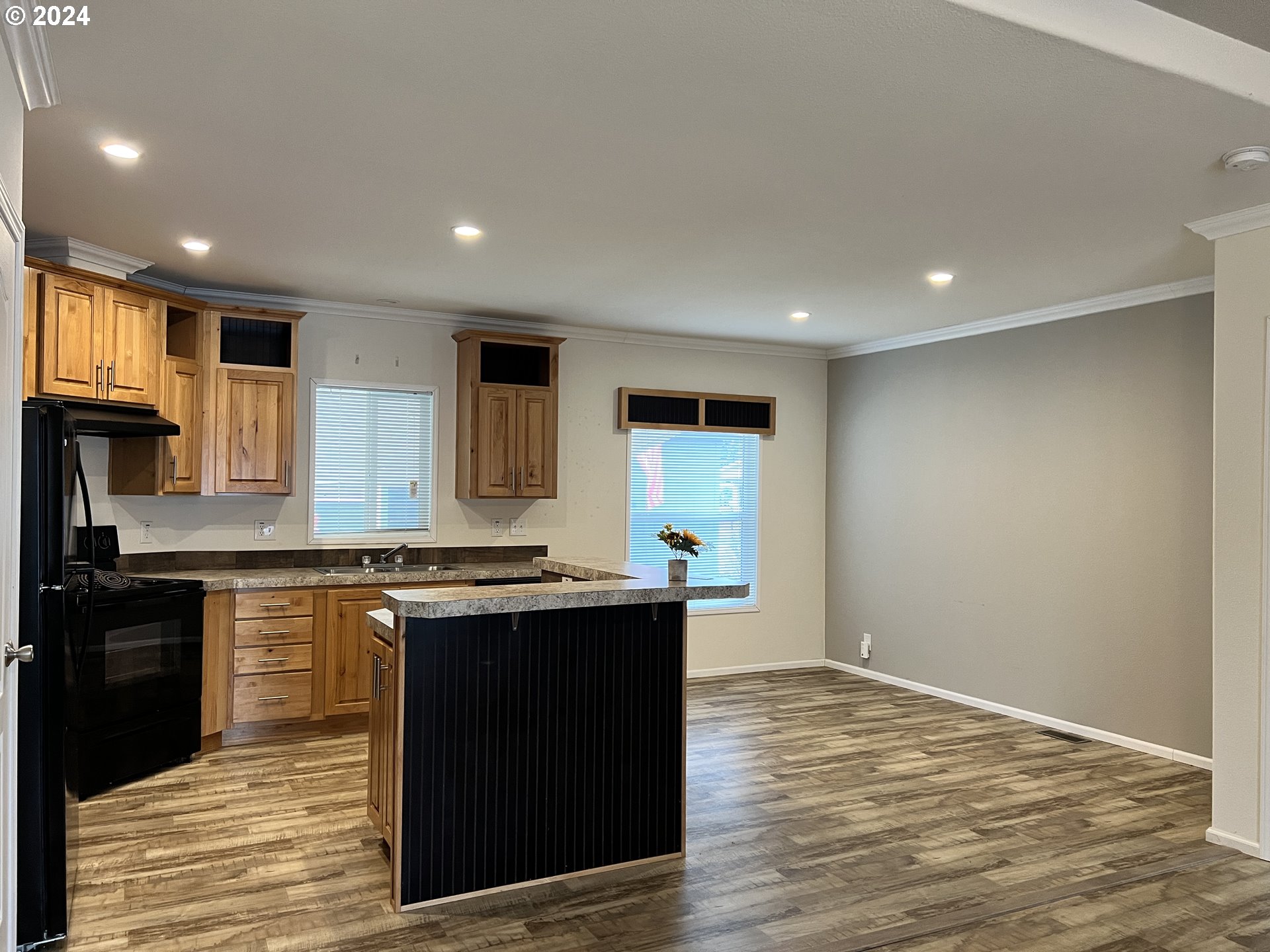 18780 South Central Point Road, Unit 24 Oregon City, OR 97045 - Photo 4 of 20 Gallery Image 4