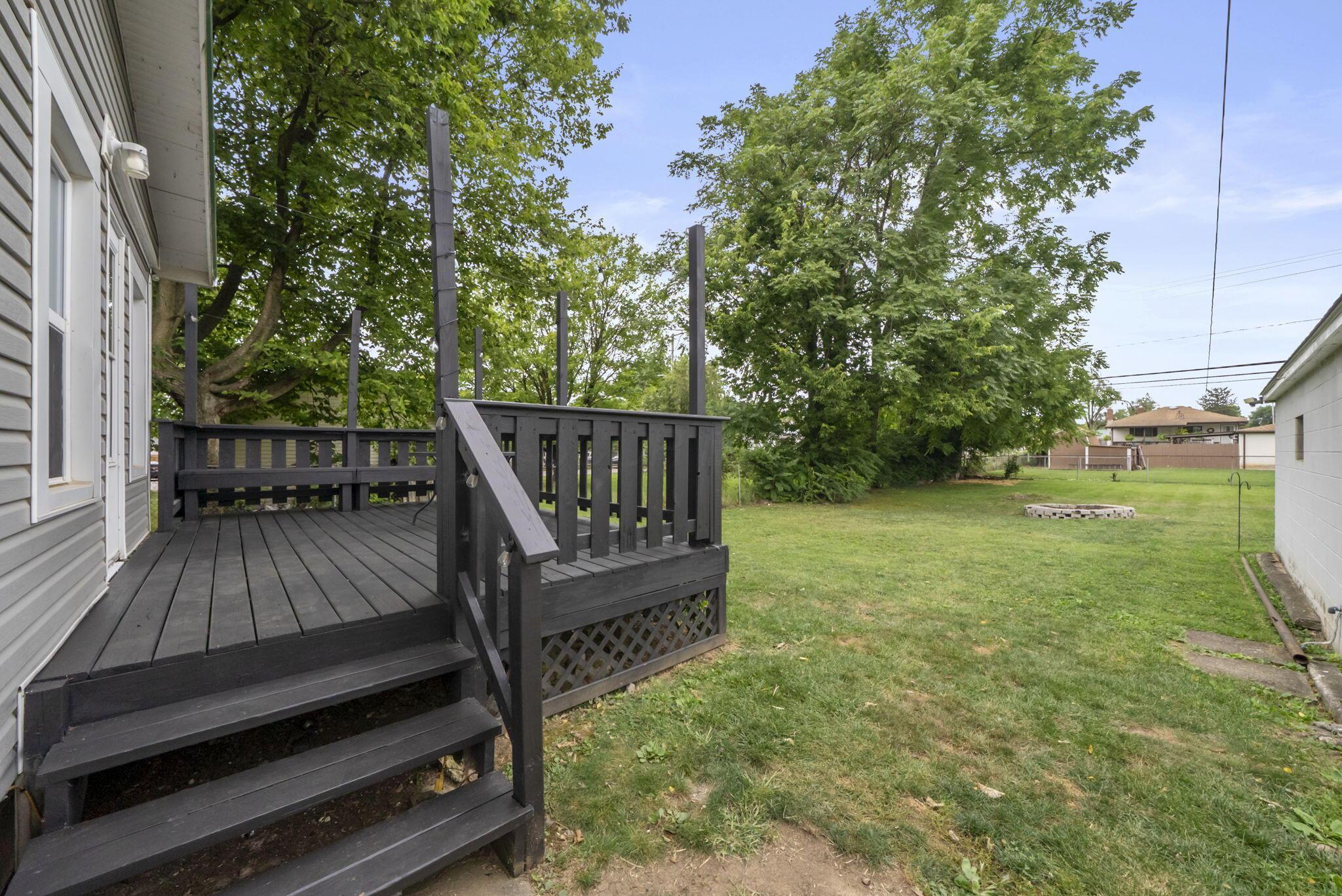 202 Williams Road Columbus, OH 43207 - Photo 29 of 50 Deck