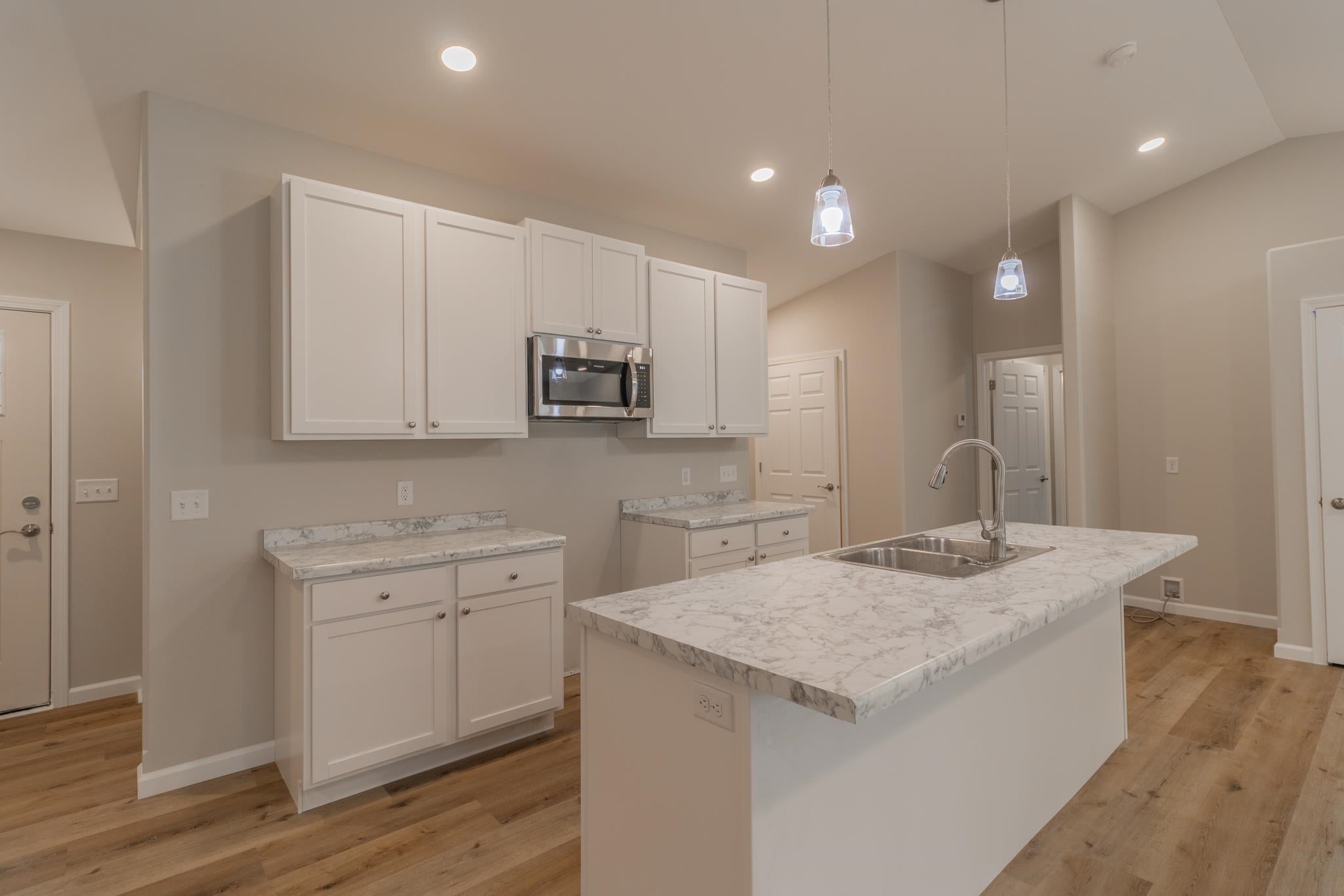 3781 Pear Lane Stevens Point, WI 54481 - Photo 6 of 24 Gallery Image 6