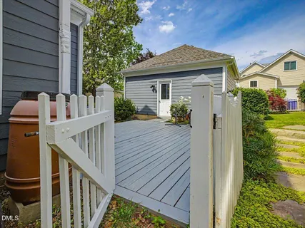 $785,000 | 913 Edgewater Circle, Chapel Hill, NC 27516