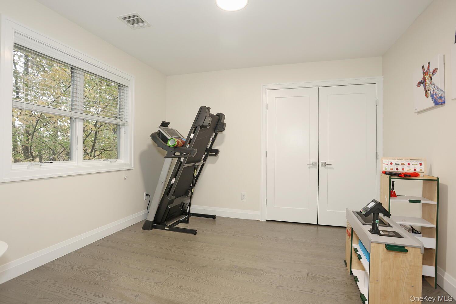 272 Quaker Road Pomona, NY 10970 - Photo 24 of 45