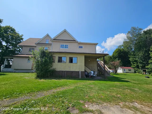 $825 | 134 South Main Street, Unit D, Archbald, PA 18403