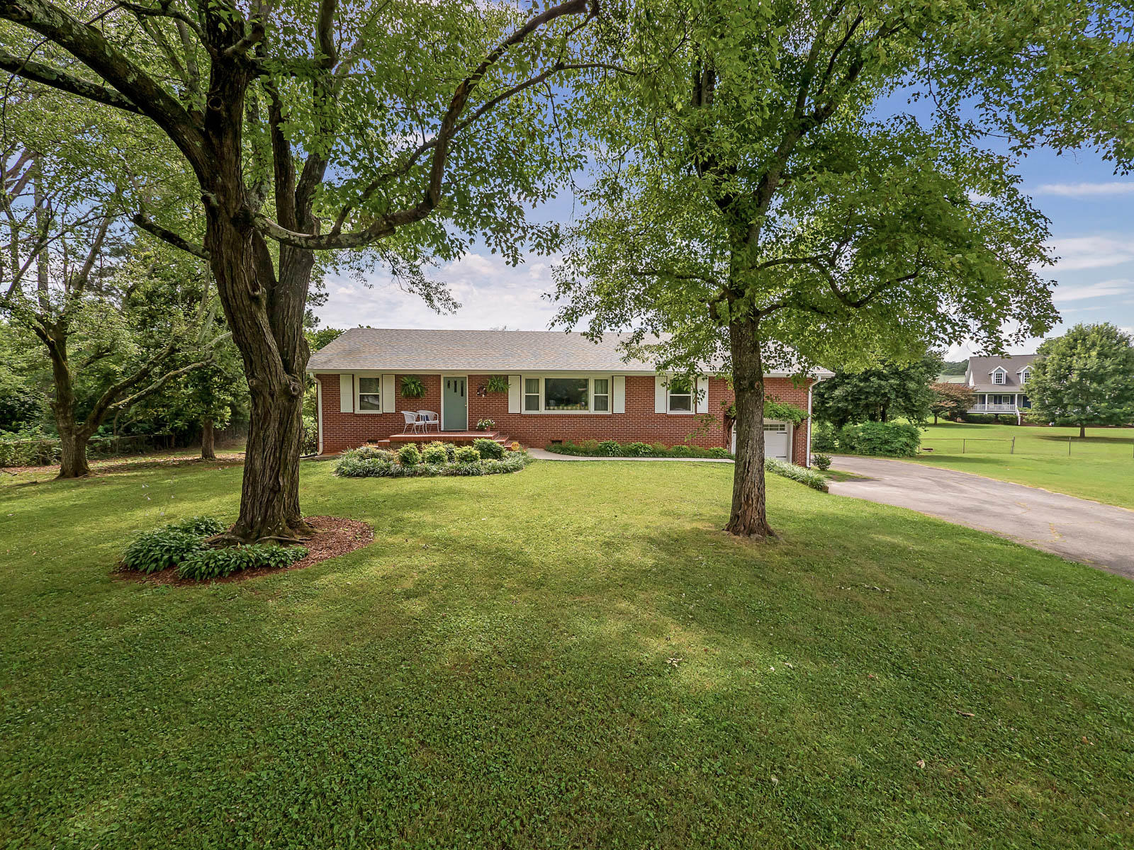 6902_HickoryViewLn-8