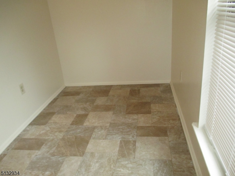 181 Long Hill Road, Unit 8 Little Falls, NJ 07424 - Photo 12 of 15