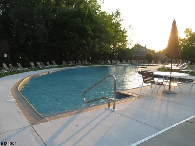 $2,100 | 181 Long Hill Road, Unit 8, Little Falls, NJ 07424