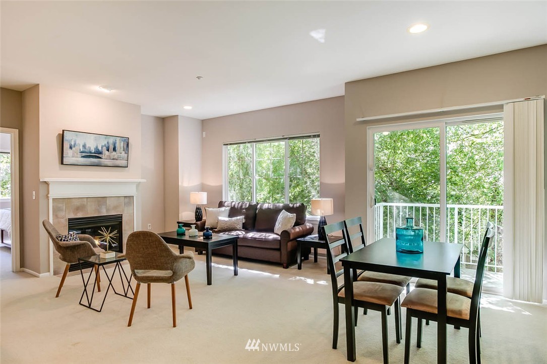 225 South 51st Street, Unit 8H Renton, WA 98055 - Photo 4 of 21 Gallery Image 4