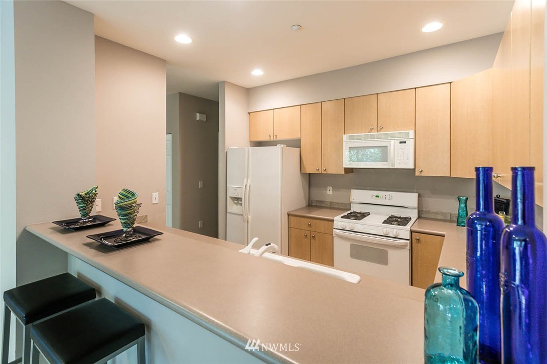 225 South 51st Street, Unit 8H Renton, WA 98055 - Photo 7 of 21 Gallery Image 7