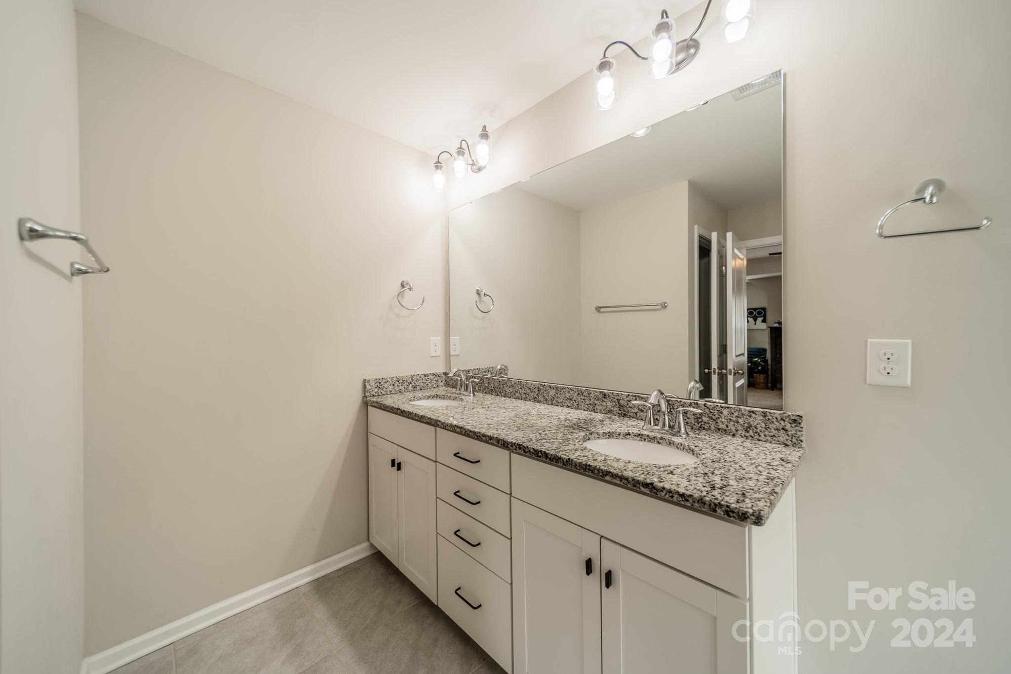 5046 Oakmere Road Waxhaw, NC 28173 - Photo 15 of 27 Gallery Image 15