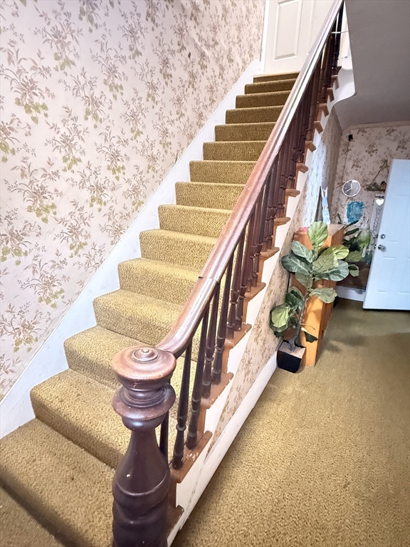 35 Winter Street Fitchburg, MA 01420 - Photo 6 of 26