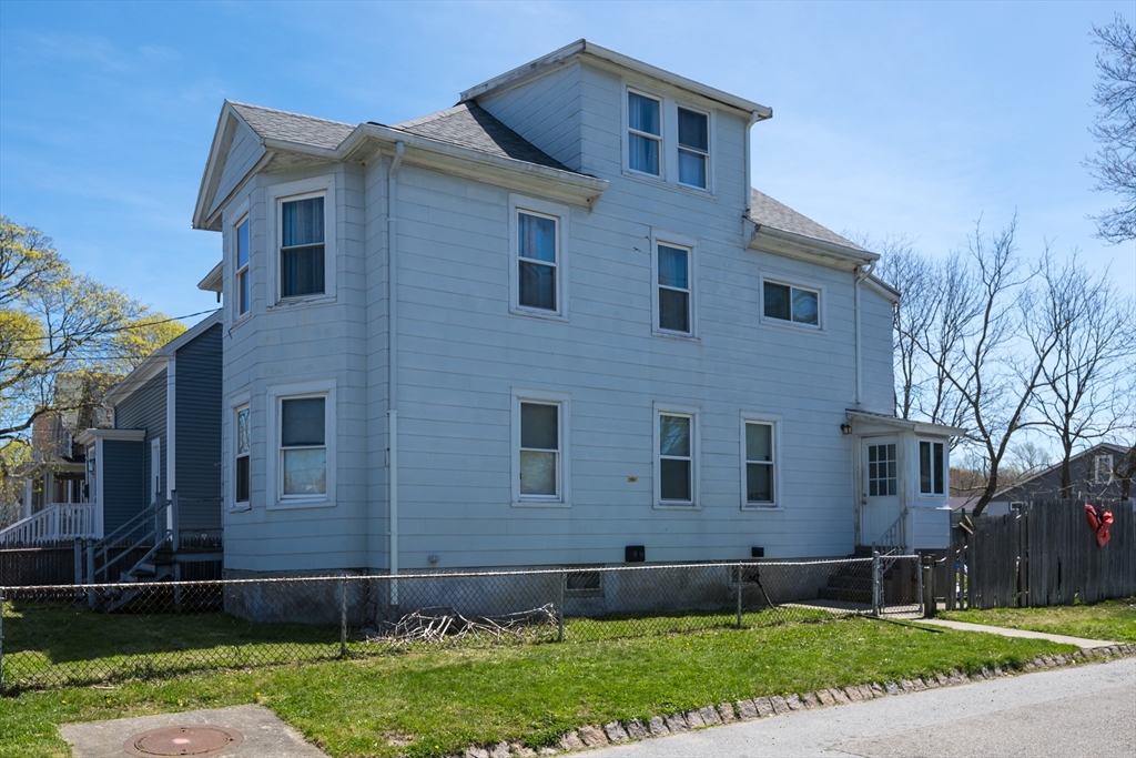 97 Center Street Fairhaven, MA 02719 - Photo 3 of 19