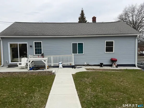 $2,700 | 144 Palisade Avenue, Bridgeport, CT 06610