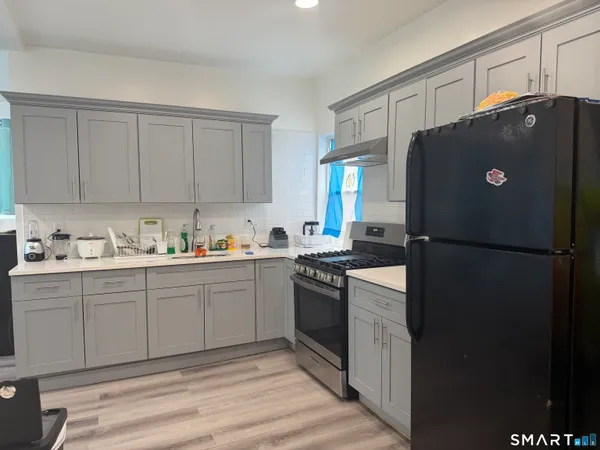 $2,700 | 144 Palisade Avenue, Bridgeport, CT 06610
