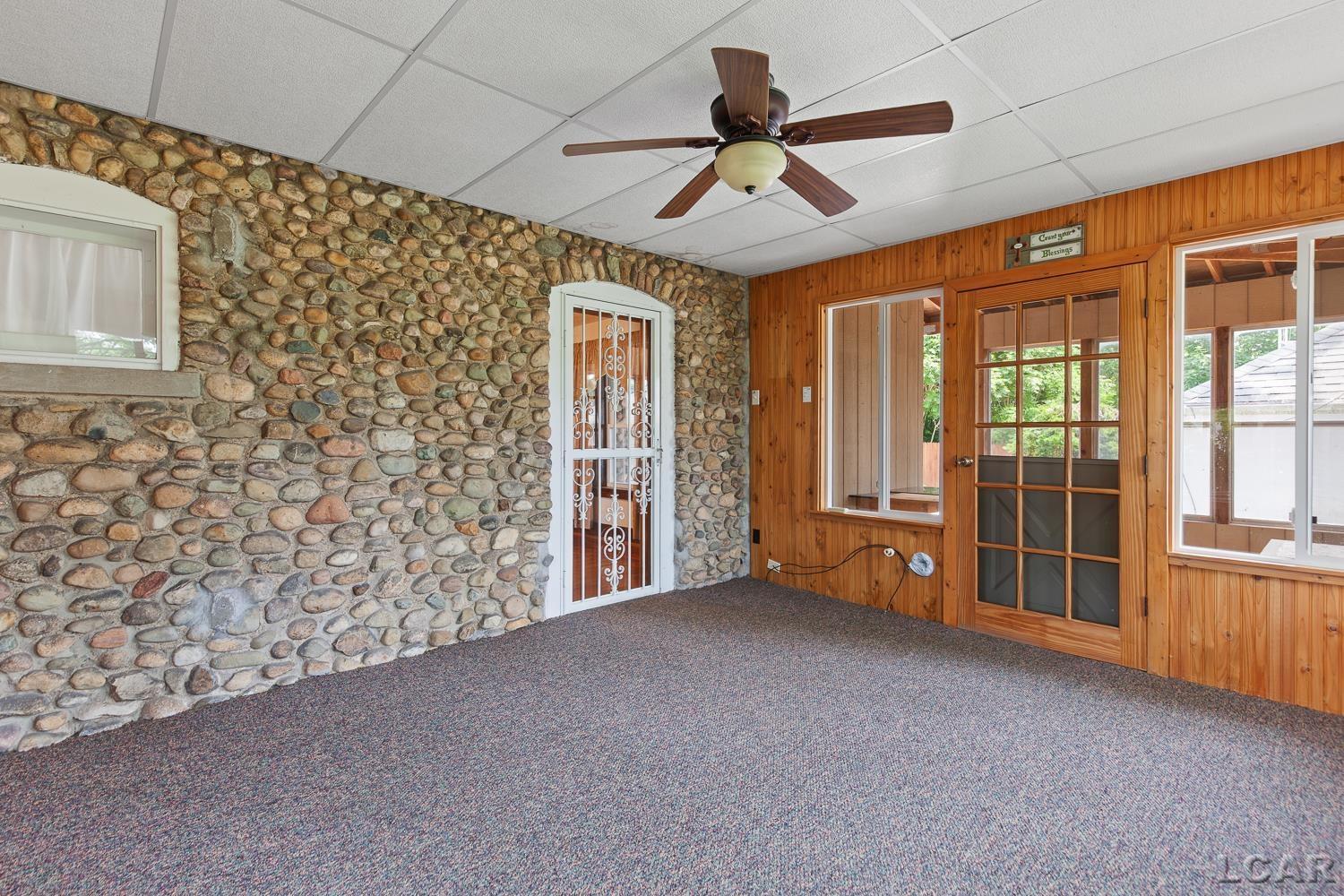 302 Croswell Street Adrian, MI 49221 - Photo 22 of 58