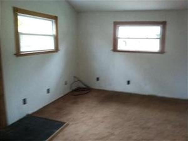 14 Richie Road Douglas, MA 01516 - Photo 5 of 6 Gallery Image 5