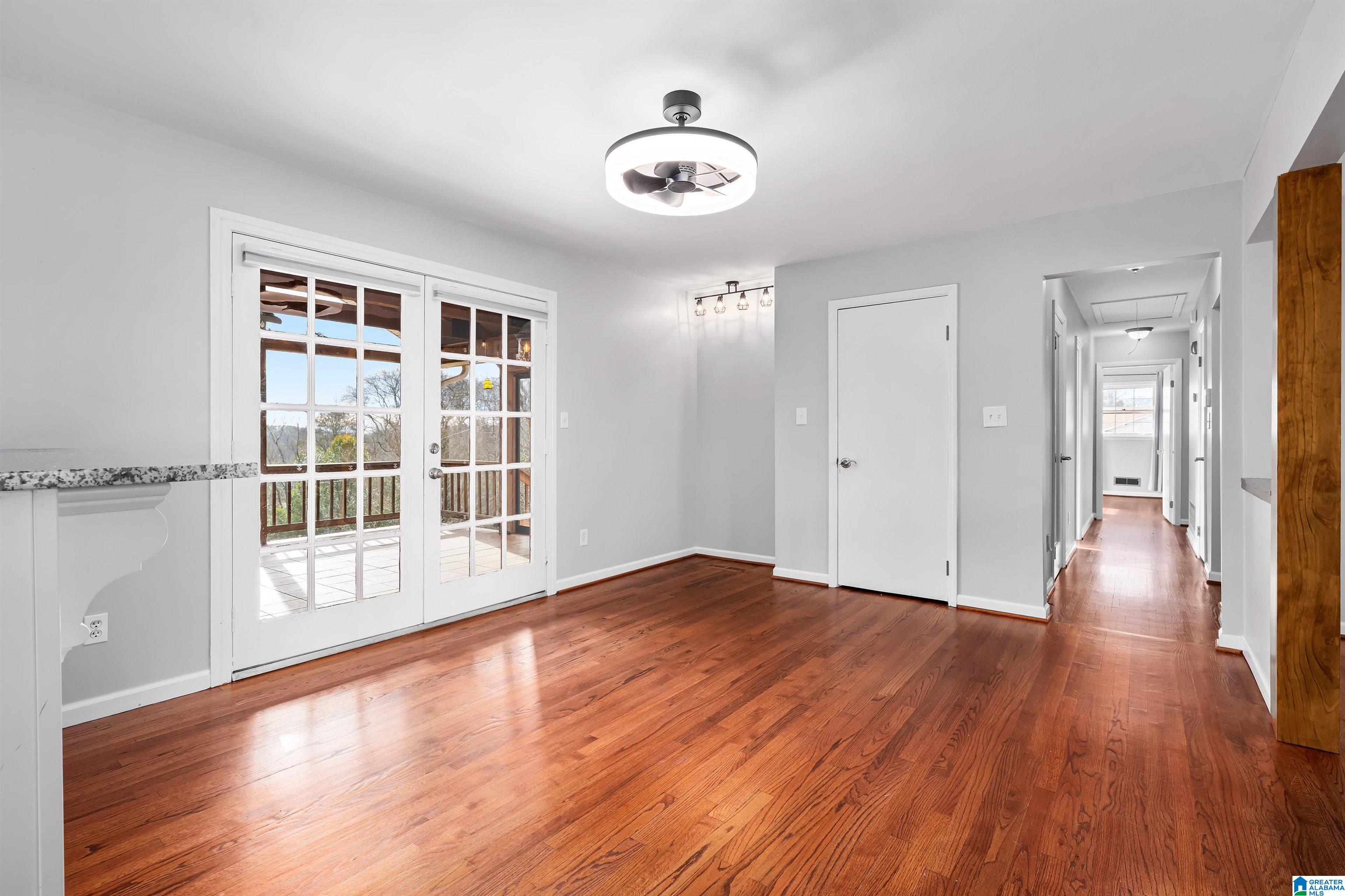 951 Shades Crest Road Birmingham, AL 35226 - Photo 10 of 28