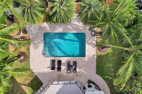 $7,850,000 | 113 Holiday Drive, Hallandale Beach, FL 33009