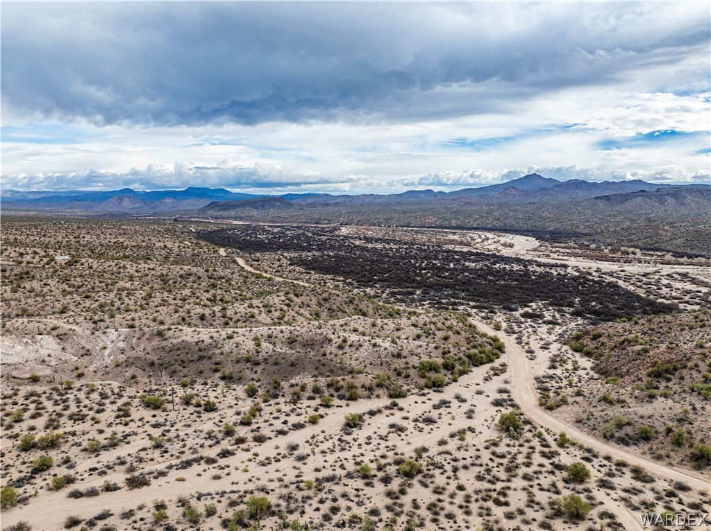 25685 Signal Road Yucca, AZ 86438 - Photo 11 of 23 Gallery Image 11