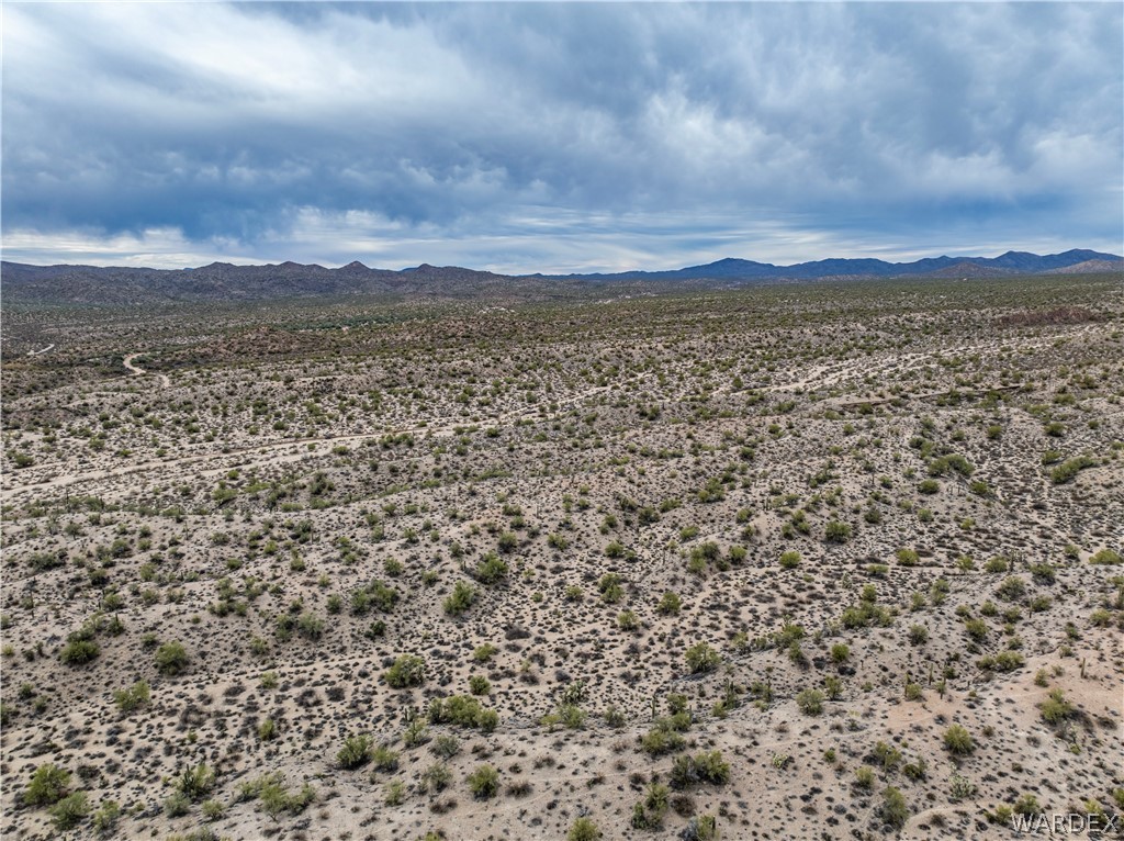 25685 Signal Road Yucca, AZ 86438 - Photo 14 of 23 Gallery Image 14