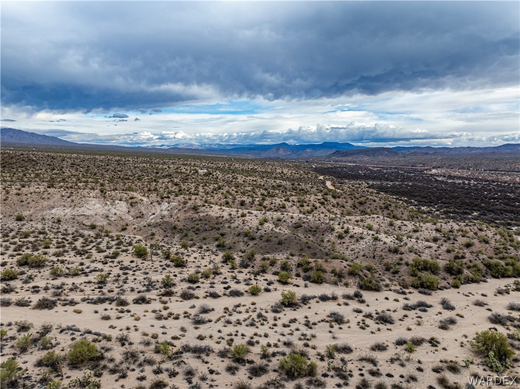 25685 Signal Road Yucca, AZ 86438 - Photo 10 of 23 Gallery Image 10
