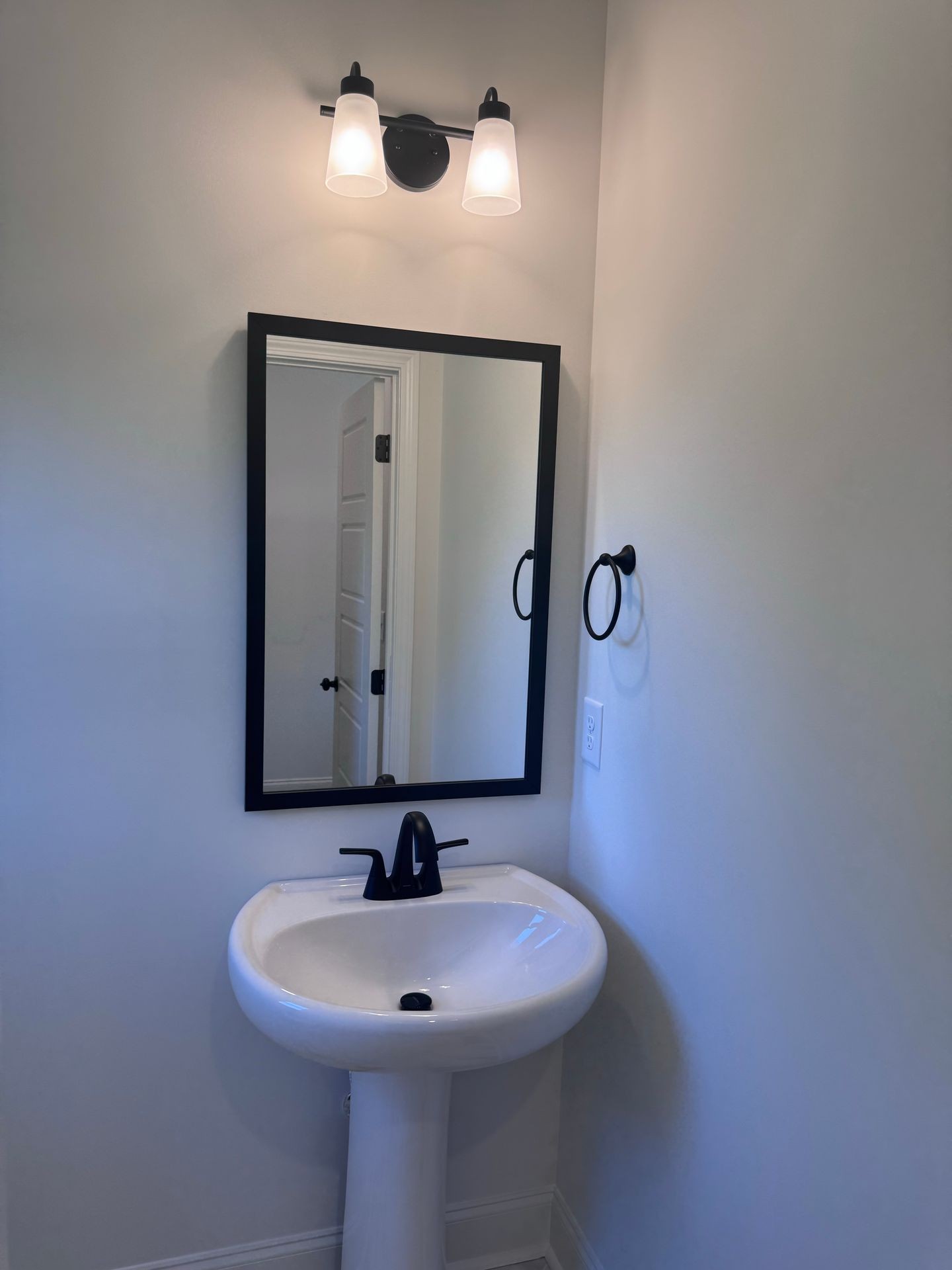 214 Wayne Hall Road Clarksville, TN 37040 - Photo 12 of 32 Gallery Image 12